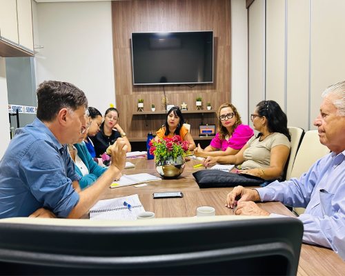 Reunião entre técnicos e Equipe da Prefeitura